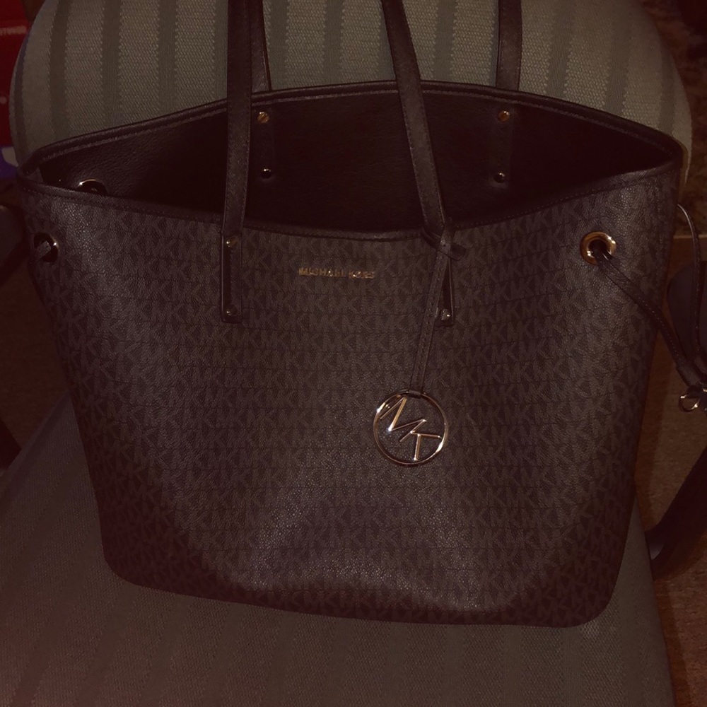Michael Kors Large Drawstring Used Great Condition